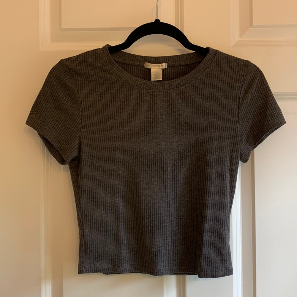 Charcoal Ribbed Crop Top - Picture 2 of 3